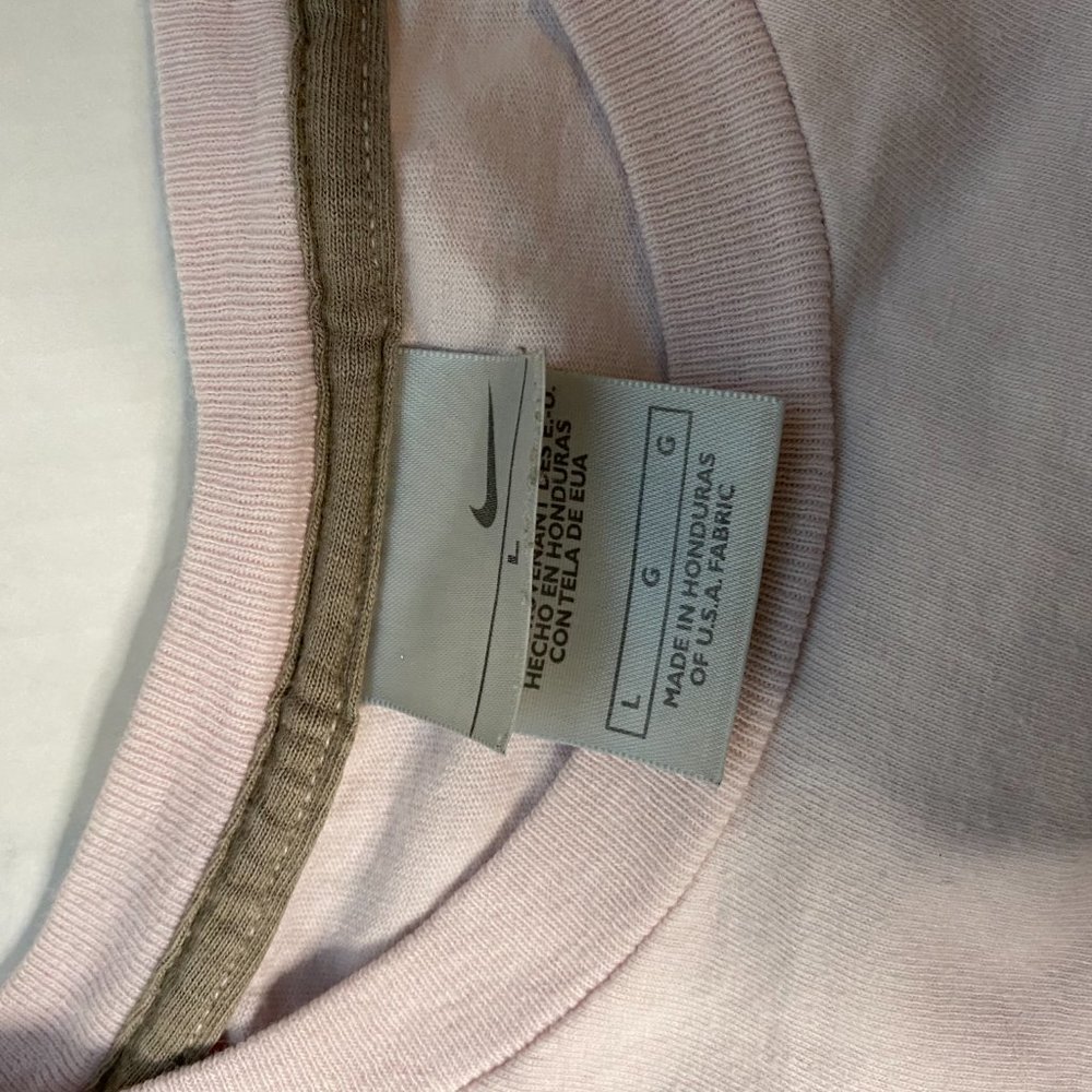 Pink Nike Tee Shirt - Picture 4 of 8